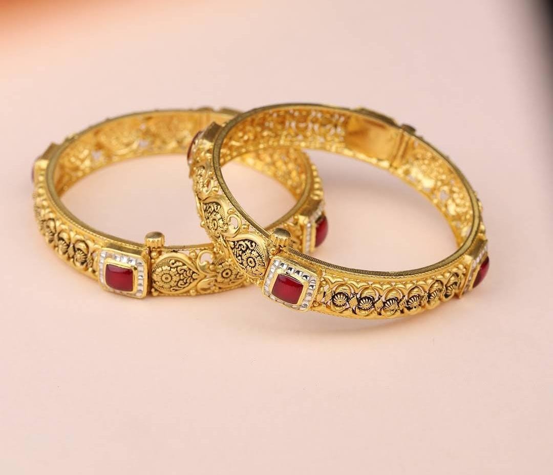 bangle
